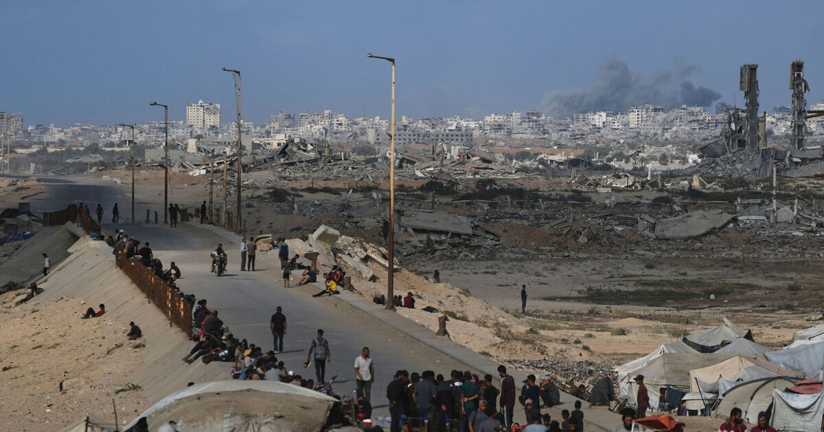 Israel and Hamas officials sign first phase Gaza ceasefire and hostage deal