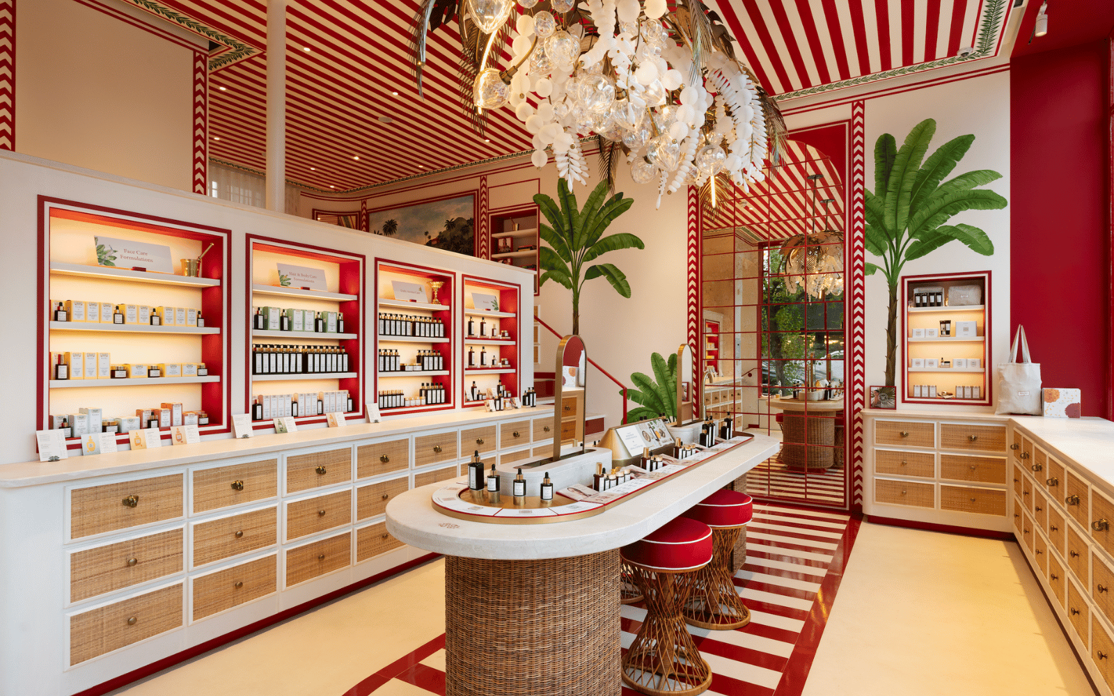 MUA Katie Daisy Is in Residence in Notting Hill