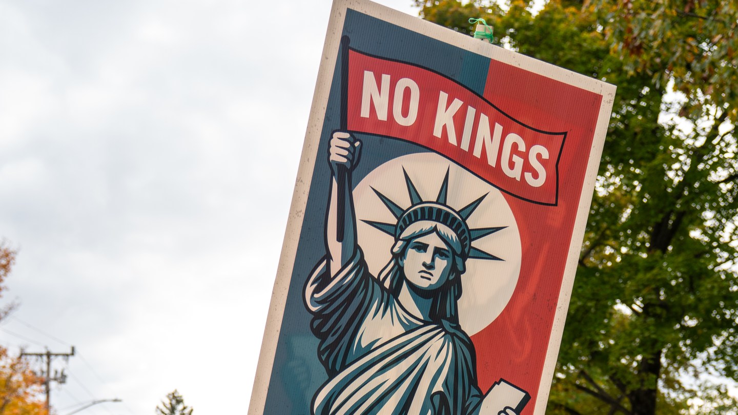 Spike Lee, Mark Ruffalo, Jamie Lee Curtis, Ben Stiller and More Supporting “No Kings” Protests