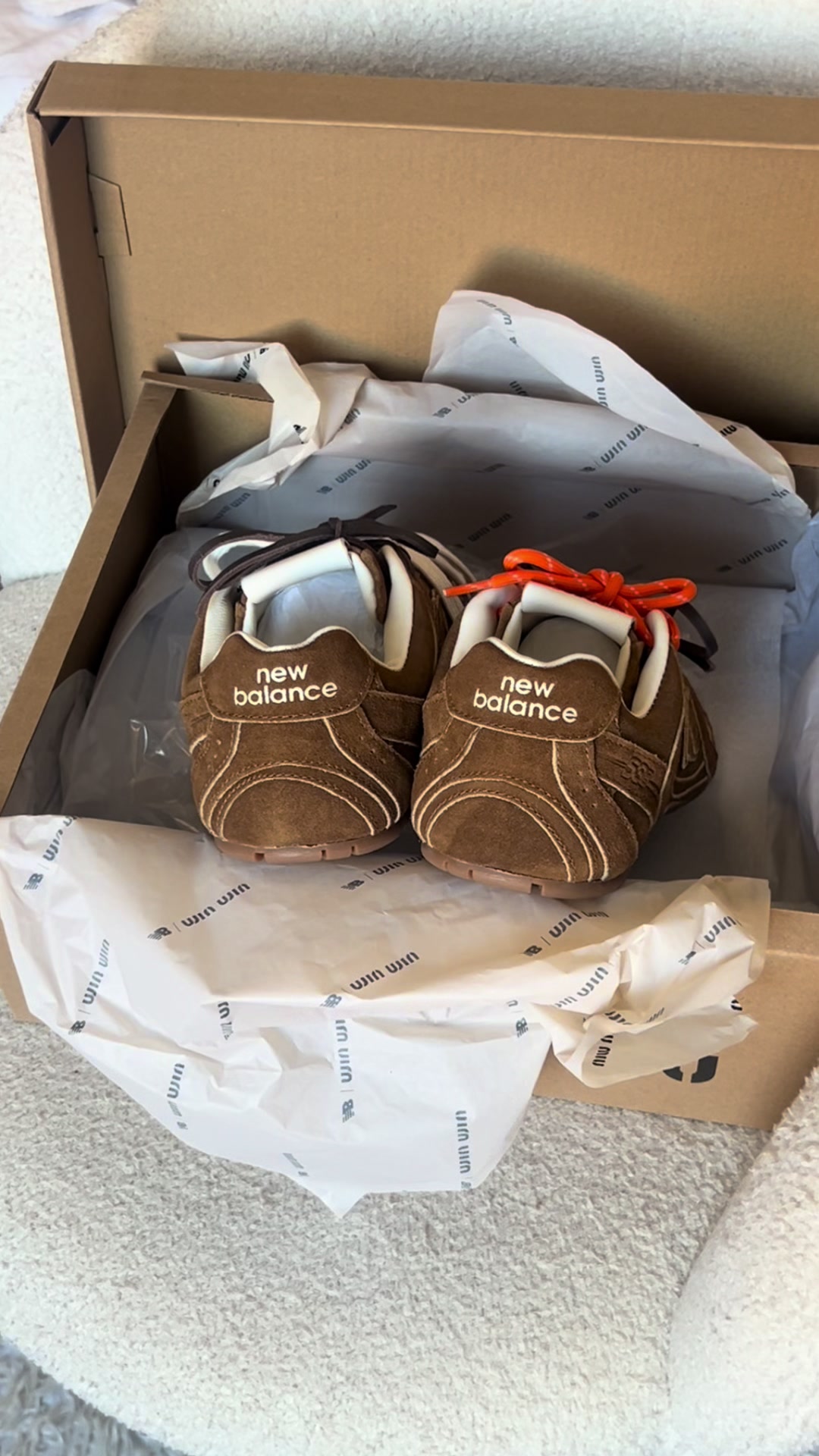 another autumn shoe addition 🧶🥨🍂 #autumnshoe #autumn #newshoe #gifted