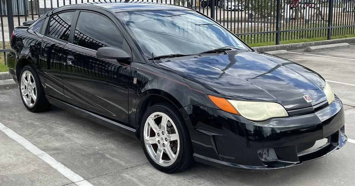 Used Car Of The Day: 2004 Saturn Ion Redline