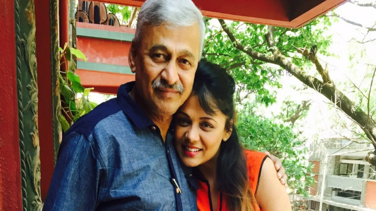 Pavitra Rishta star Prarthana Behere mourns the loss of her father, who tragically passed away in a road accident: Your unexpected departure is heartbreaking.