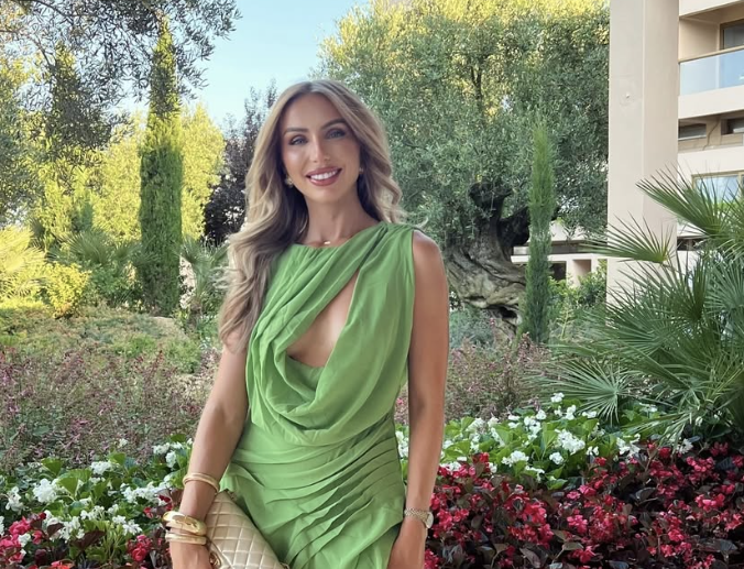 Rosie Connolly defends putting up Christmas decorations on November 1st