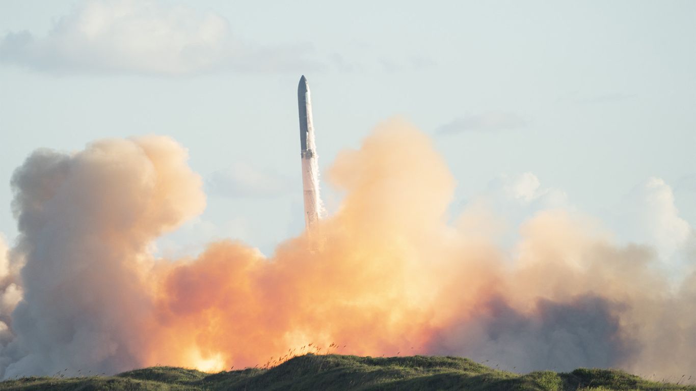 Elon Musk: SpaceX could go public &quot;at some point&quot;