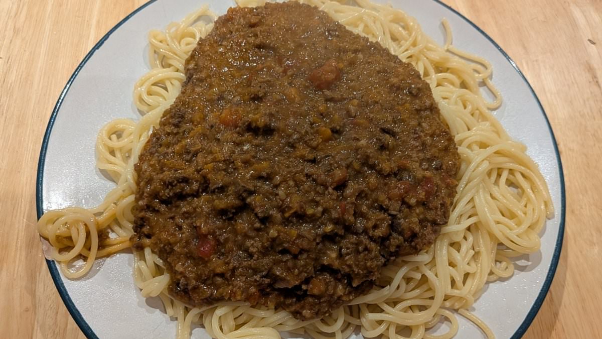 Would YOU try an offal Bolognese? Scientists are calling on Brits to eat more heart, liver, and kidney to save the planet