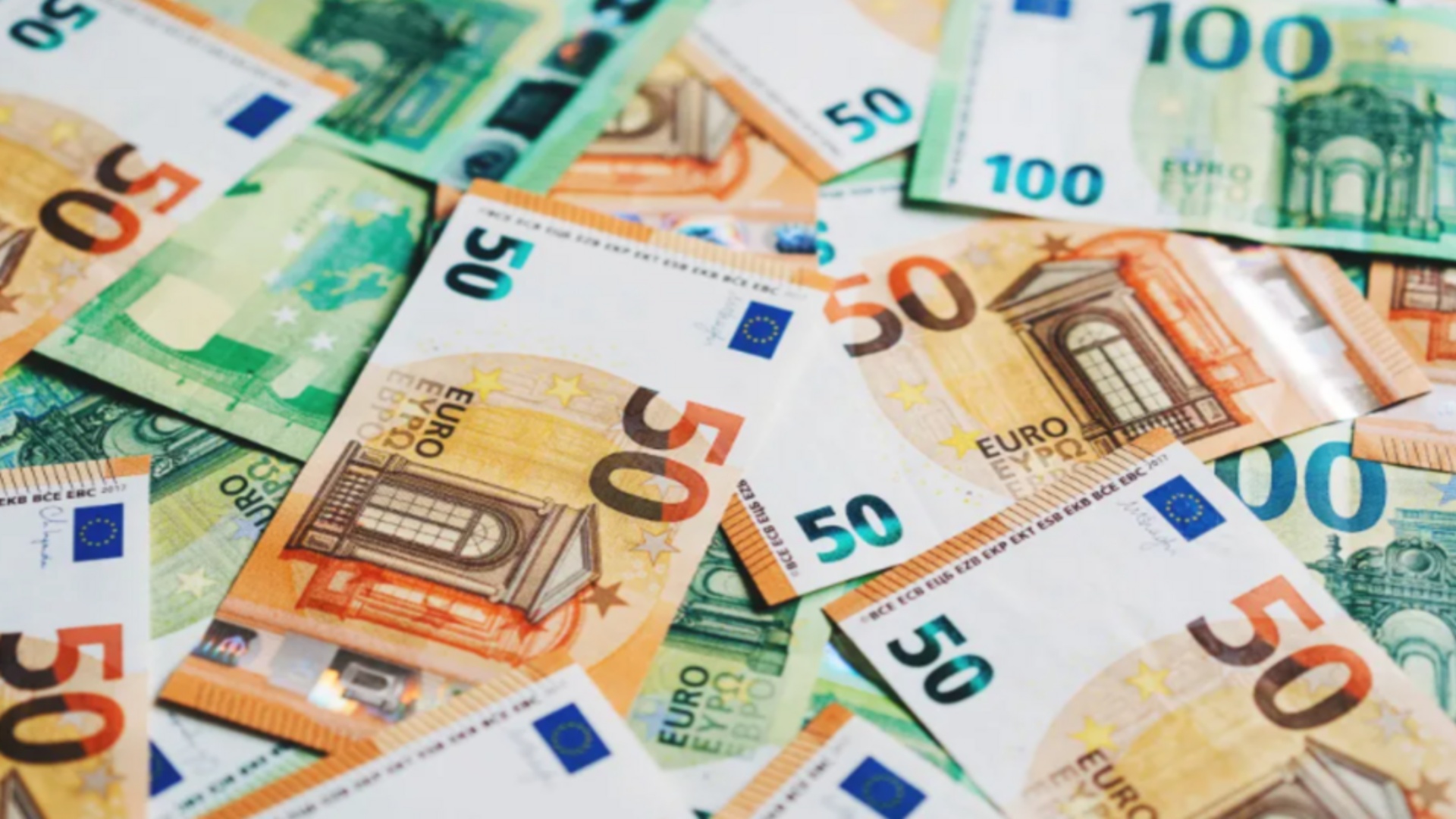 Urgent €3k fine alert for thousands of homeowners over filling out crucial form