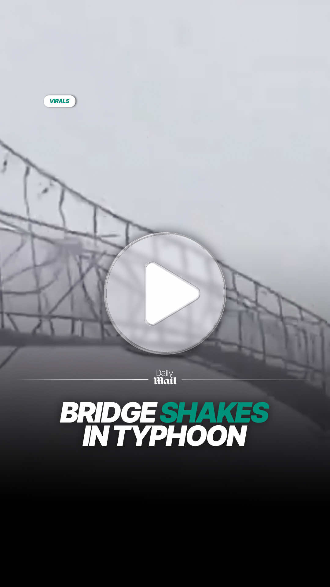 This was the terrifying moment Typhoon Fung-wong shook a bridge in the Philippines 🫣 #news #philippines #typhoon #fungwong #viral