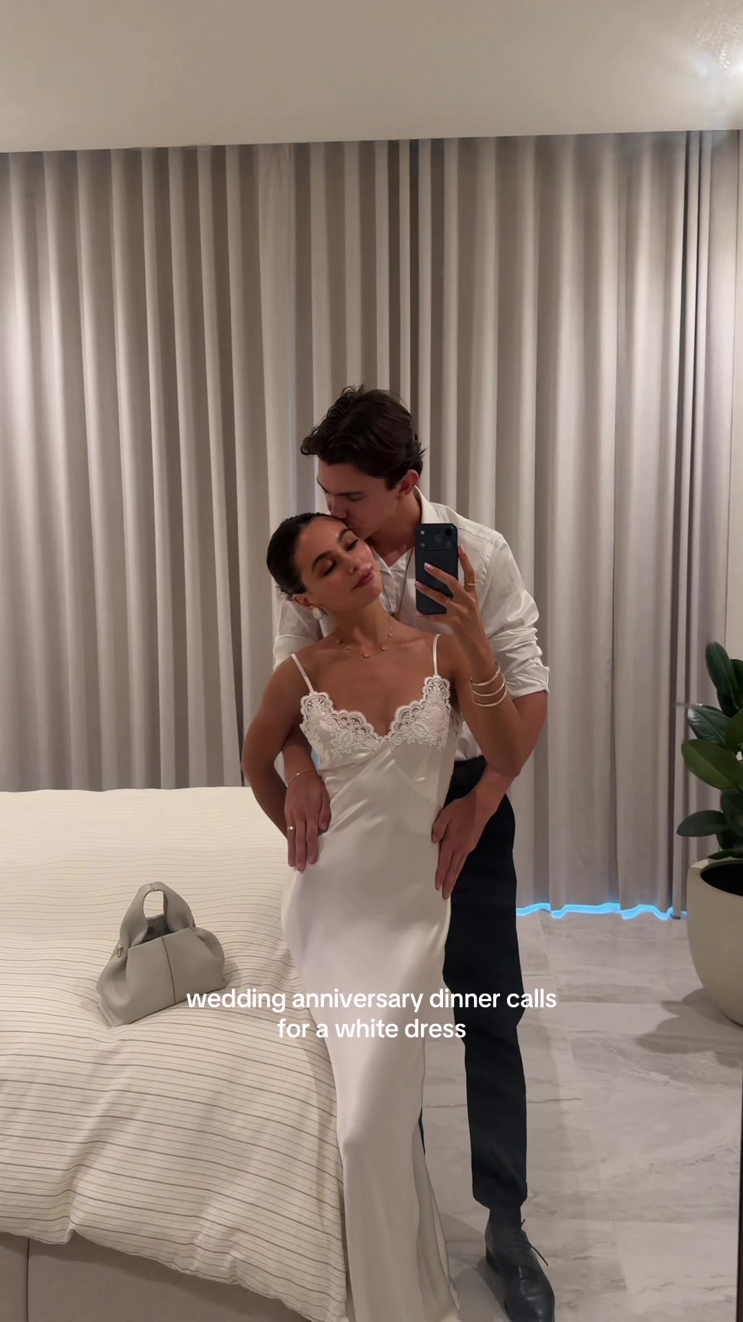 should I do a video to showcase all my white dresses cause it’s concerning 🤭 #anniversaire #weddinganniversary