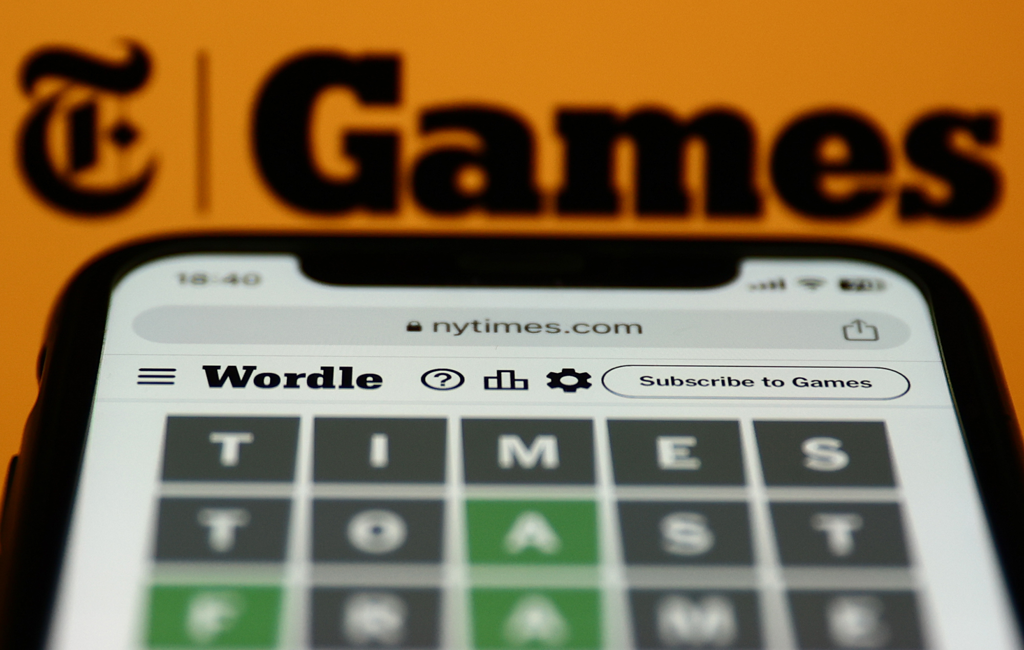 Today’s Wordle answer and hints for #1608 on November 13