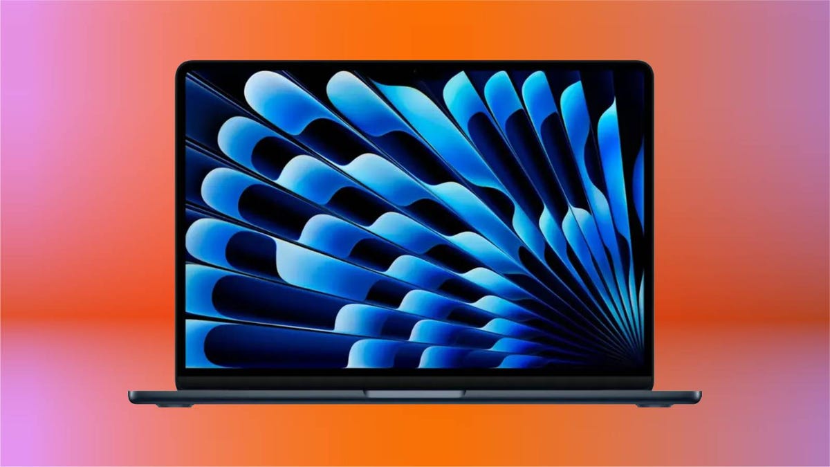 Apple Is Planning Cheaper Macs That Compete With Budget Chromebooks and PCs, Report Says