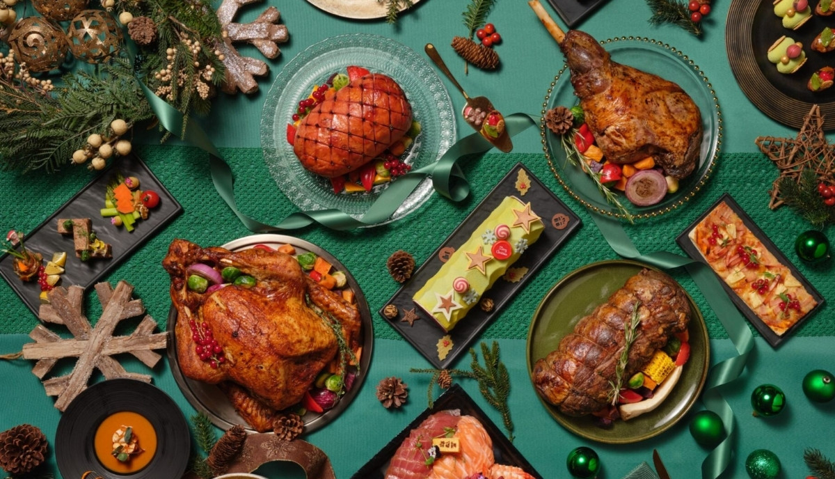 [Review] Ultimate Indulgence by the Watefront at Food Capital’s Yuletide Festive Buffet, Featuring Christmas Roasts and Sinful Croffles