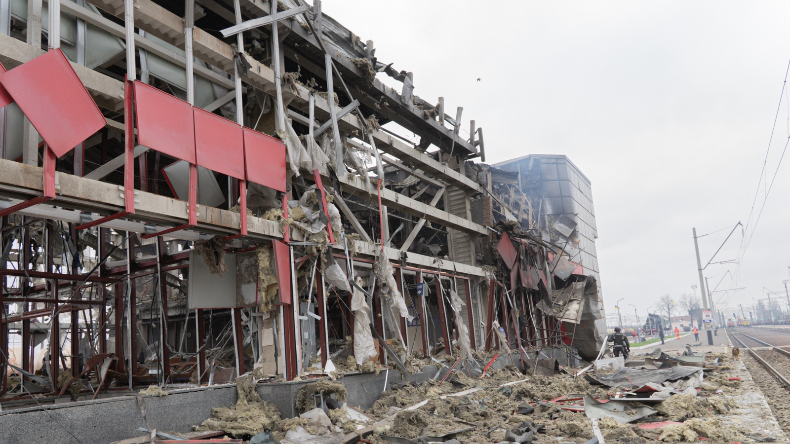 Russian strikes on Ukraine trigger heating, water cuts