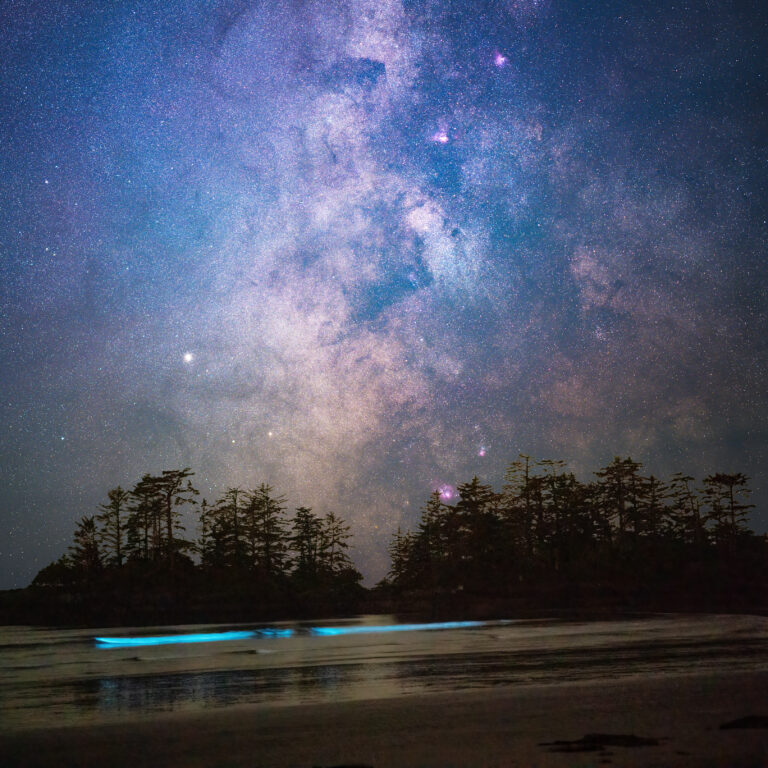 The cosmic ocean’s glow