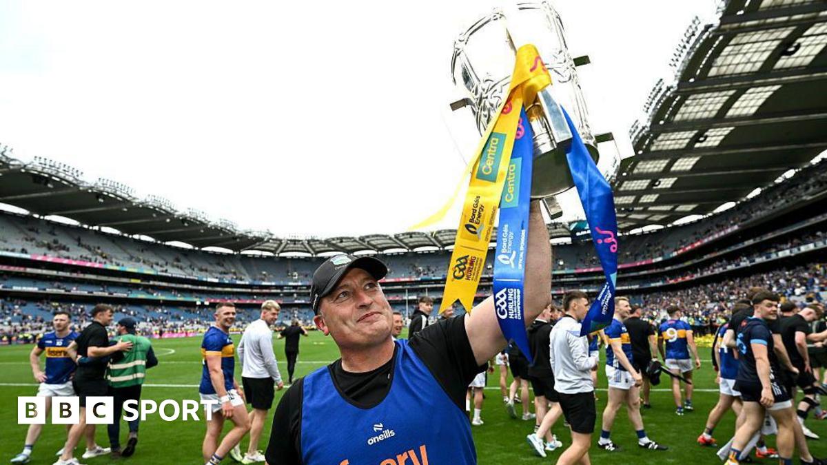 Tipperary GAA: All-Ireland hurling champions enjoy 'spectacular' day at Belfast school