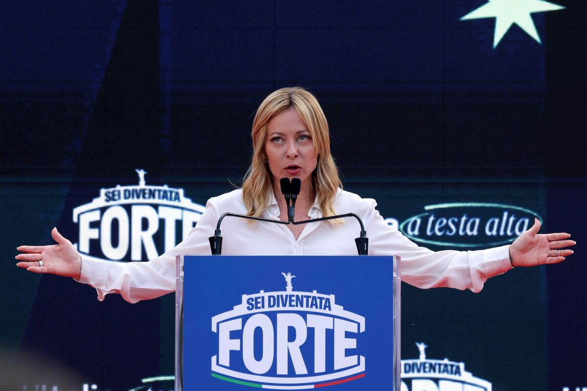 Meloni Says Europe Has to Swallow Trump’s New Security Strategy