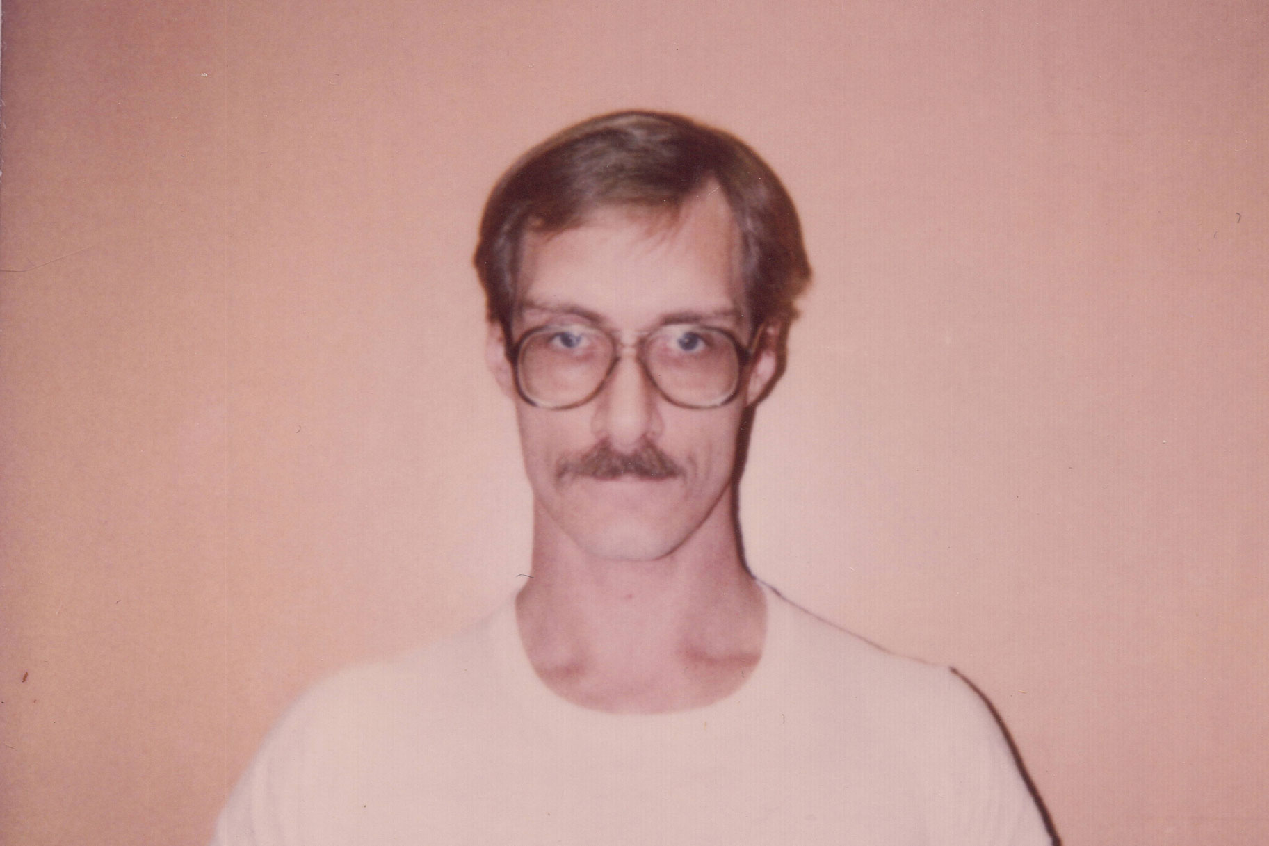 Inside a Reporter’s Strange Entanglement With a Serial Killer Who Murdered 17 People