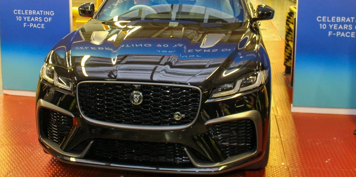 The Last Roar: Jaguar’s Final Internal-Combustion Vehicle Is an F-Pace SVR