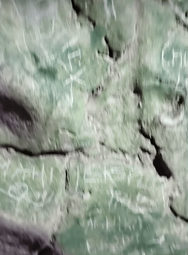 F such people who’s vandalising ancient CAVES