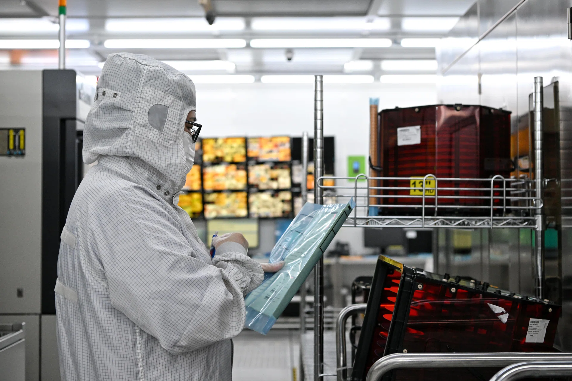 Singapore manufacturing growth to moderate in 2026 but AI boom, tariff exemptions are bright spots