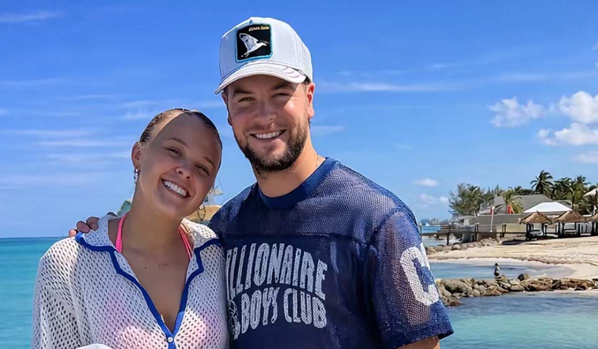 JoJo Siwa divides followers with AI-generated family of her and Chris Hughes