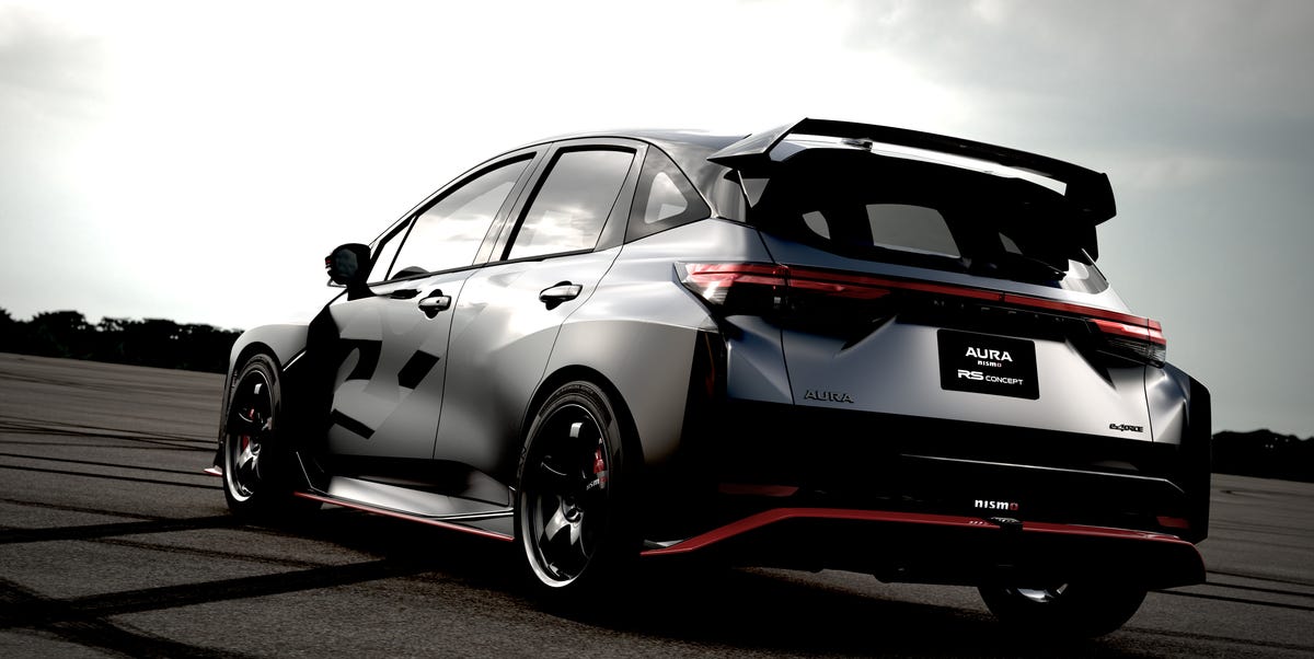 The Aura Nismo RS Concept Brings Electrification to Nissan's Hatch