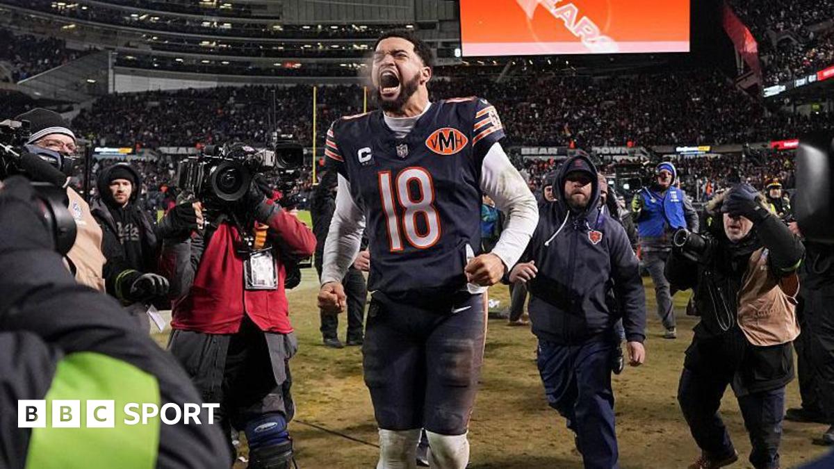Bears score 25 points in epic final-quarter comeback to beat Packers