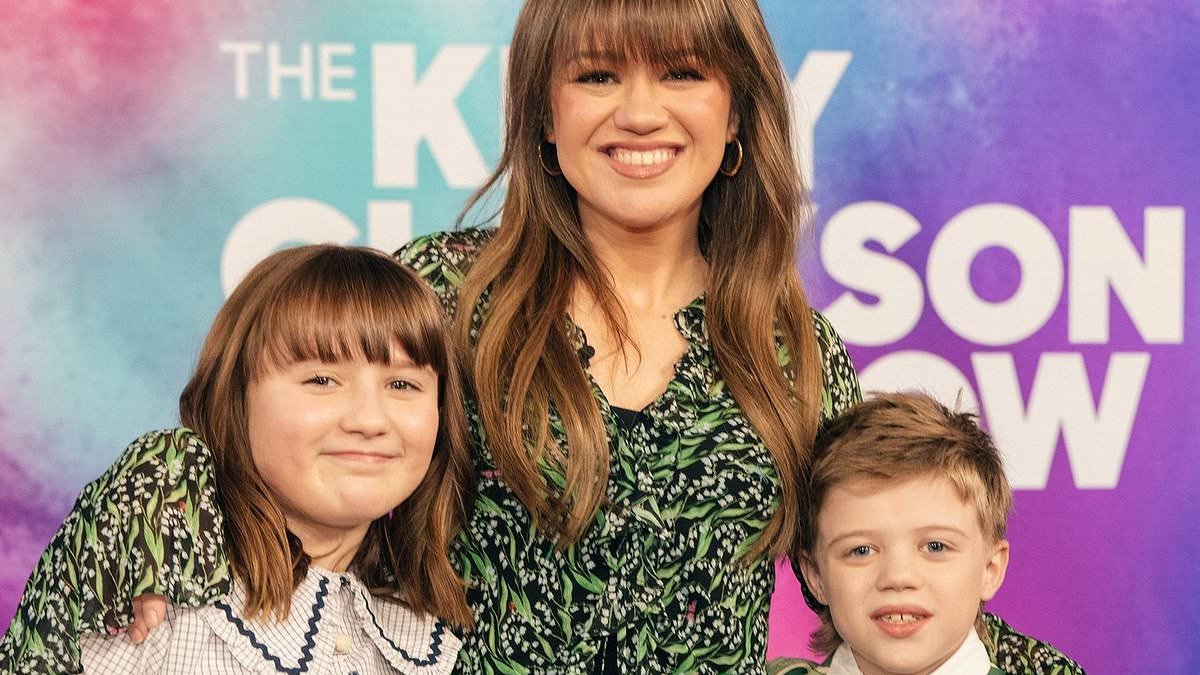 Kelly Clarkson gives rare update on her two children five months after ex Brandon Blackstock's death