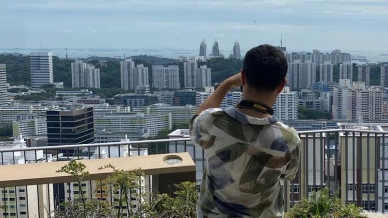 Meet the guy tracking illicit oil tankers from his rooftop