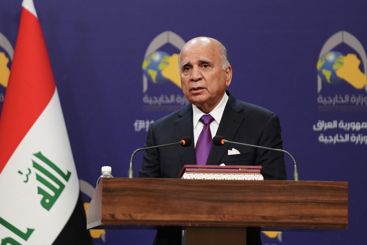 Iraq says it should not bear ISIS detainee burden alone