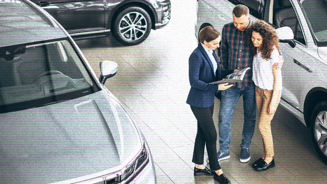 Affluent shoppers take growing share of new-car sales