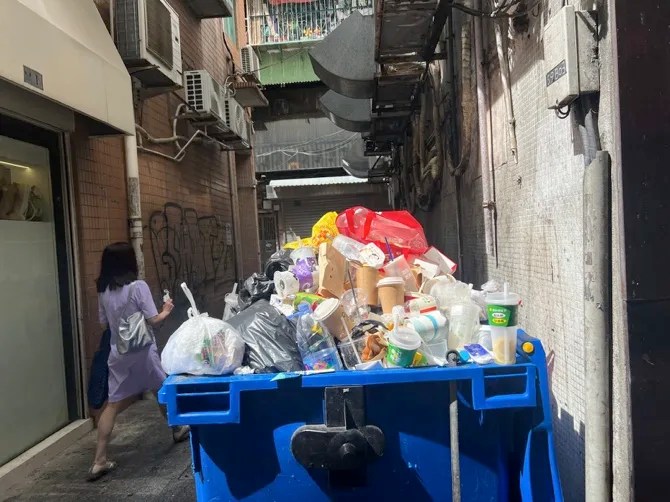 Surge of waste expected during CNY, reaching nearly 1,200 tons daily