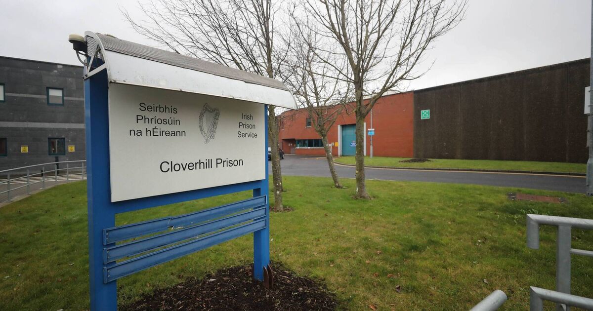 Cork asylum seeker wants to leave Ireland after father and brother jailed pending deportation