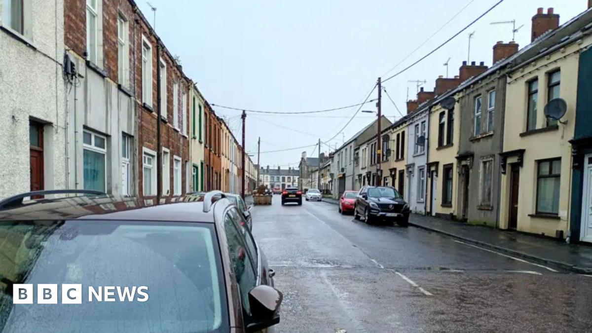 Lurgan: Woman in court charged with attempted murder of man