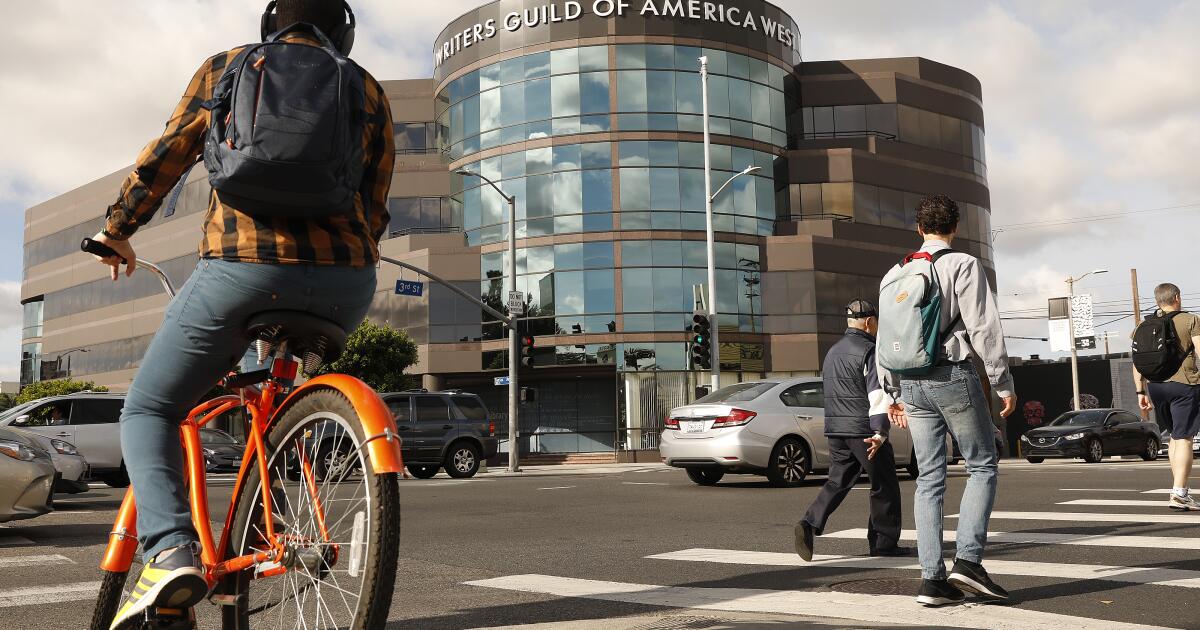 With its staff union still on strike, the Writers Guild of America West threatens to cancel its award ceremony