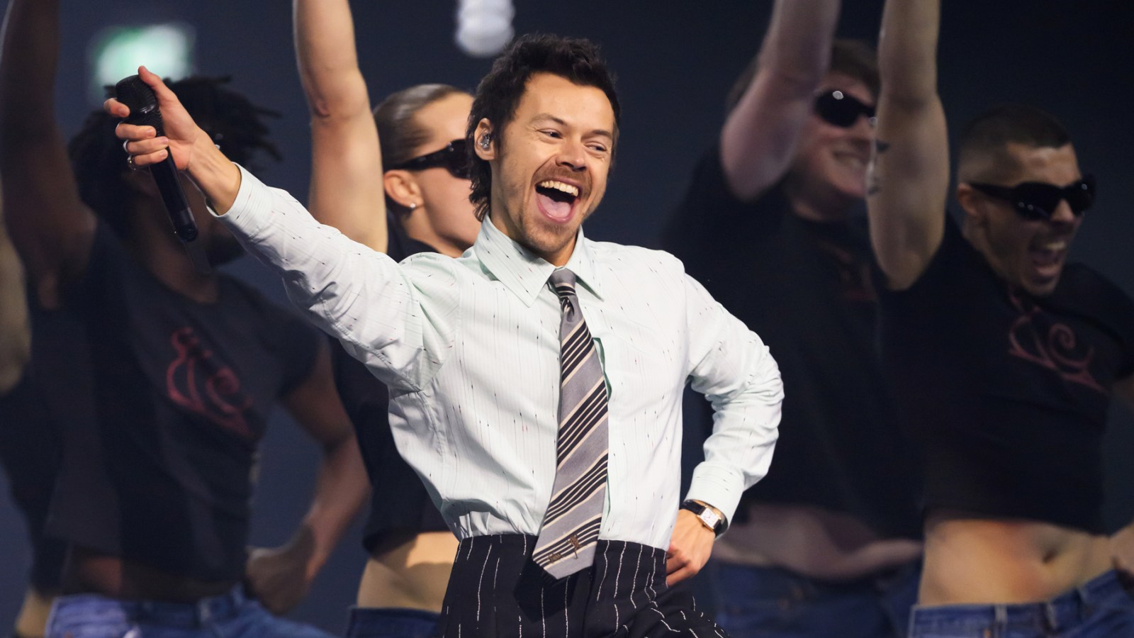 ‘Are You Listening Yet?’ Harry Styles’ New Album Is Finally Here