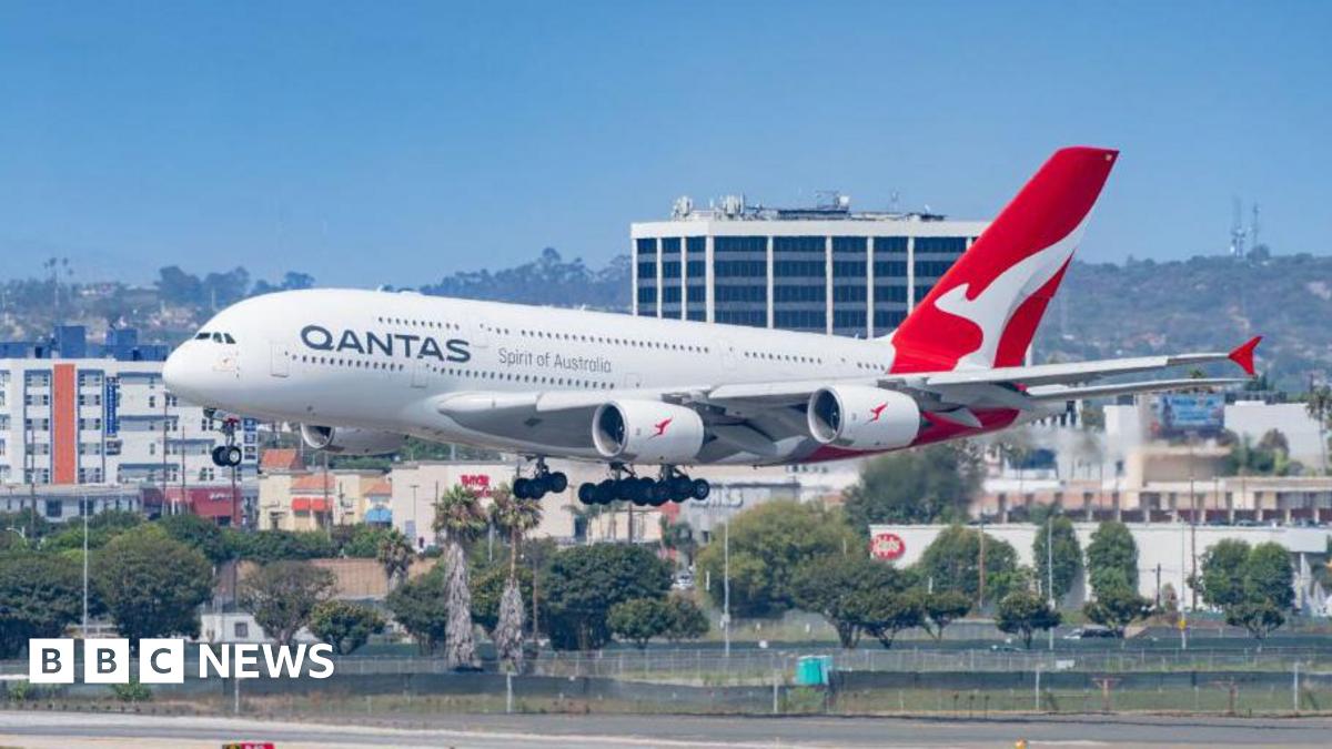 Qantas agrees to pay $74m over Covid-19 travel voucher refunds