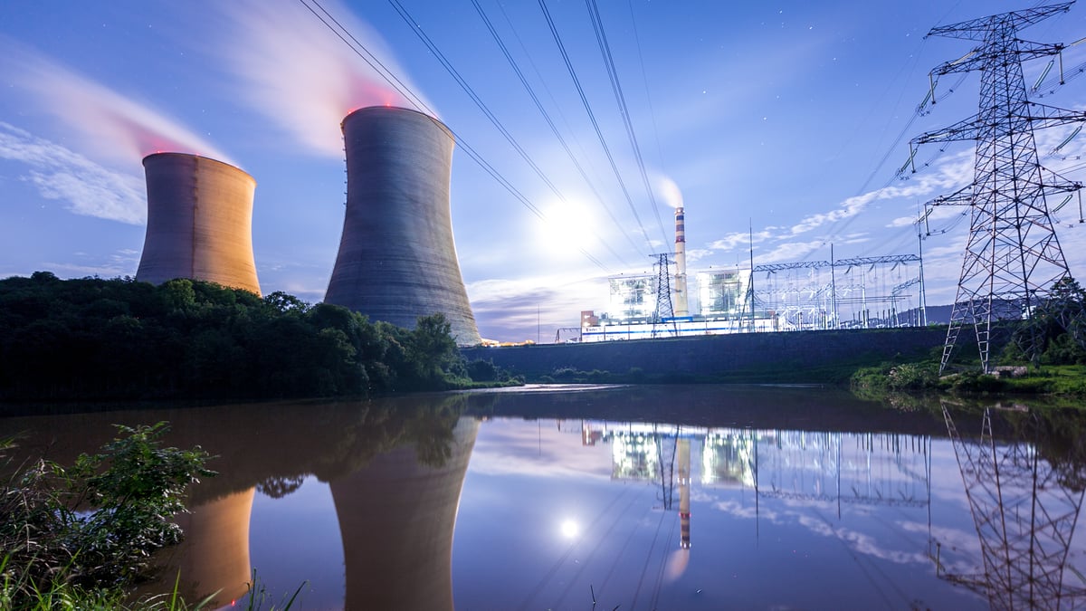 Better Nuclear Energy Stock: Oklo vs. Centrus Energy