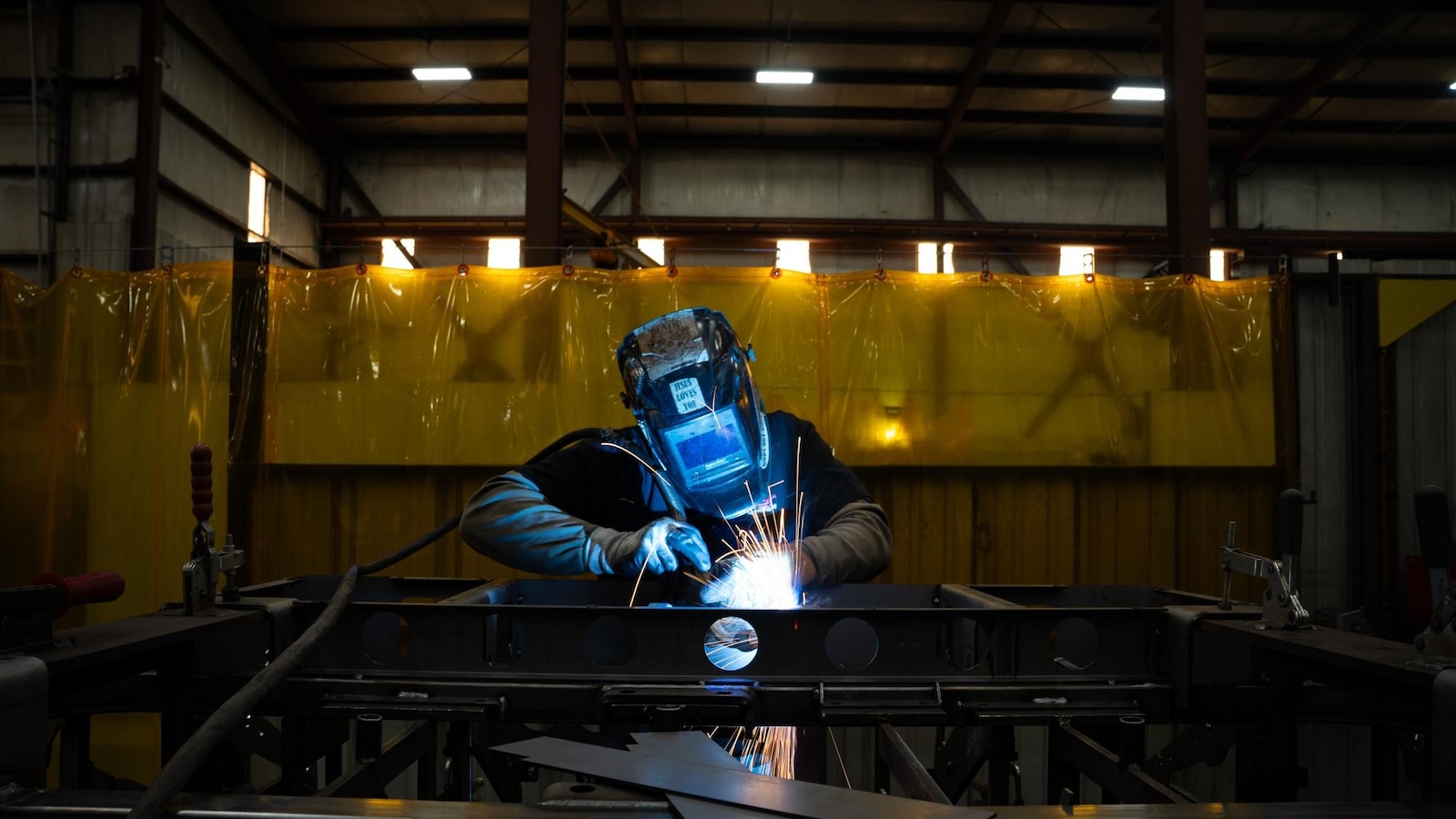 Trump's tariffs were supposed to help manufacturers. But instead, they're hurting