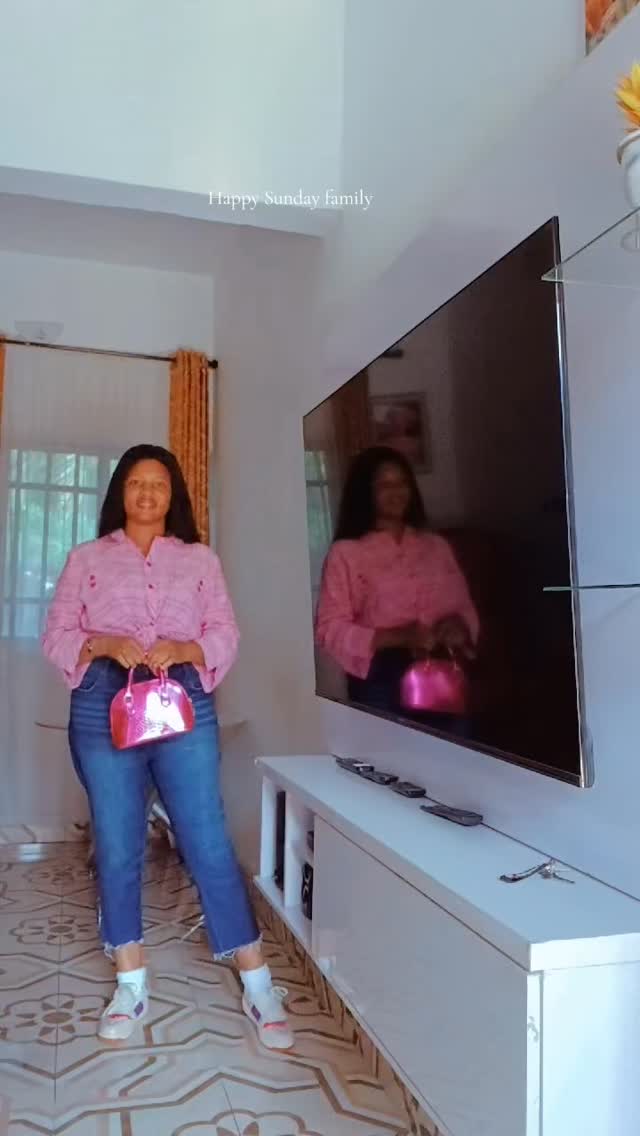 If you need a hug right now… this is it 🤍 You’re doing better than you think. Keep going 🤗 ✨ DISCOVER YOUR PERFECT LOO...