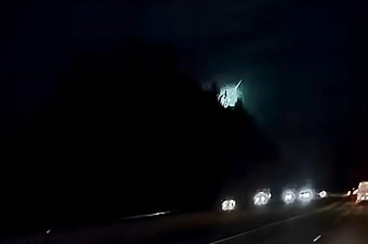 Watch: Bright green fireball lights the sky over Pacific Northwest