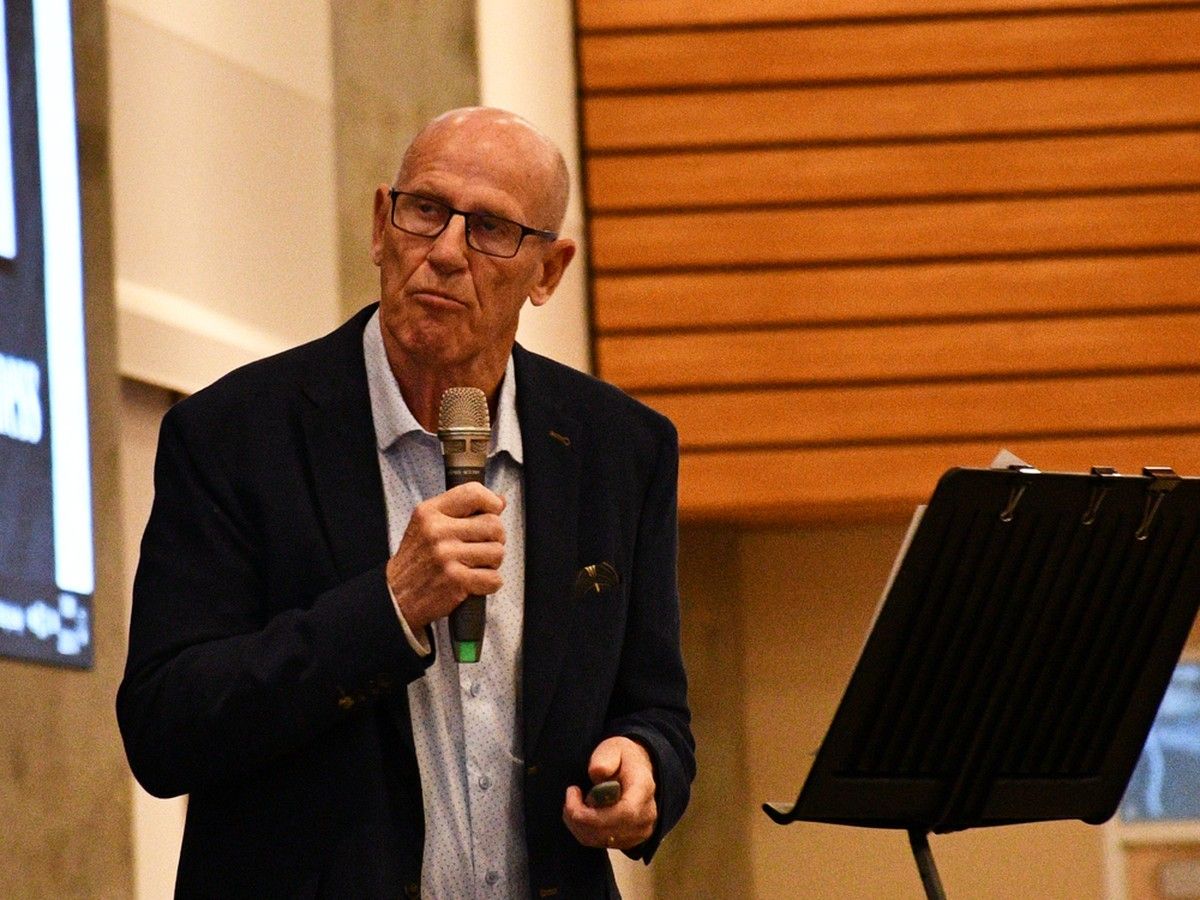 Alberta's separatists are running into an administrative snag as they look to collect 177,000 signatures