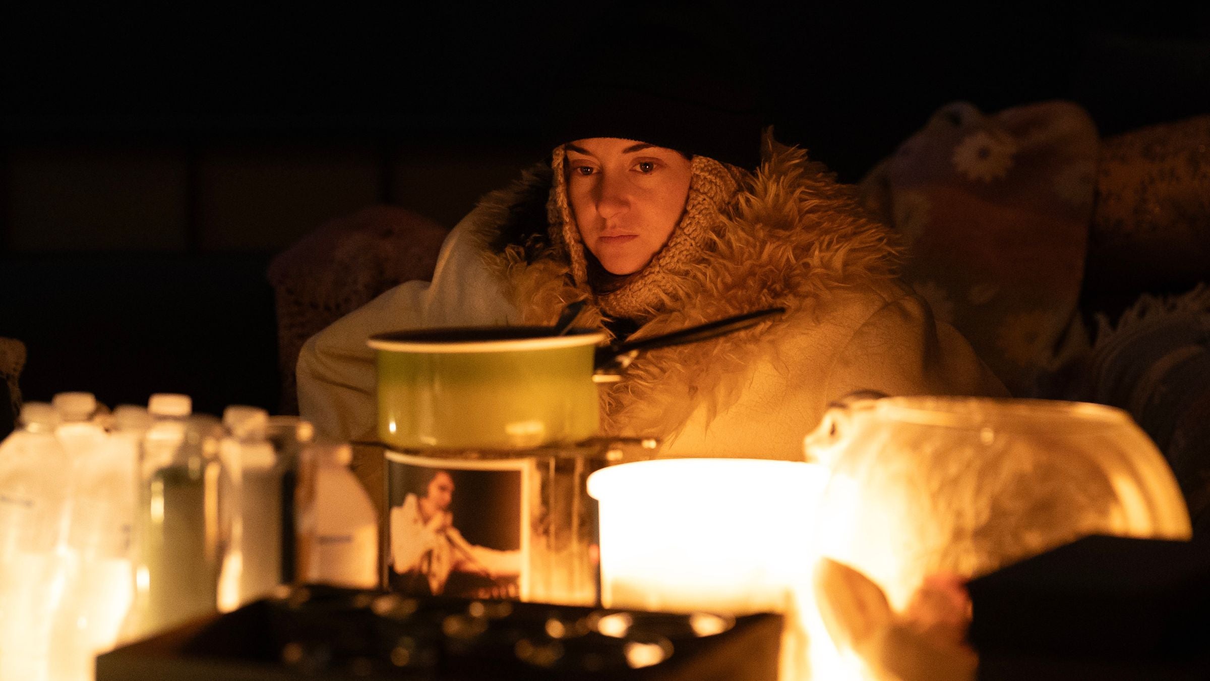 Would Shailene Woodley’s Character On Hulu’s ‘Paradise’ Really Survive on Beans? We Asked Survival and Nutrition Experts.