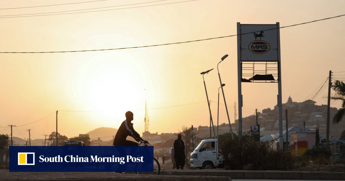 Mob retaliates after gunmen kill 12 in Nigeria bar