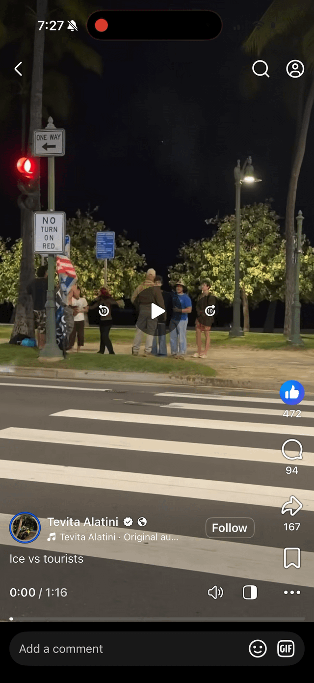 MAGA antagonist cosplaying ICE agent mobbed