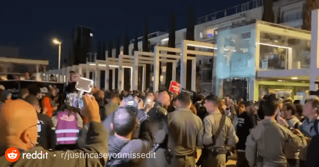 Israel is witnessing largest Anti-War Protests in history calling for an end to the war. POLICE CLASH WITH HUNDREDS