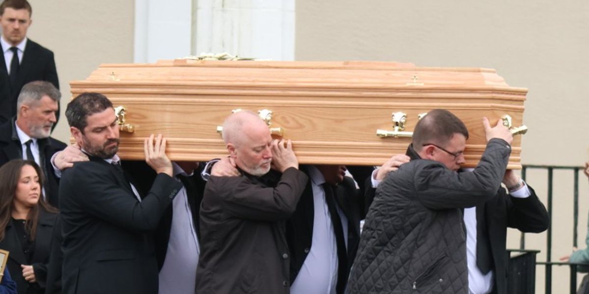 Roy Keane delivers heartbreaking message at mum's funeral as family's 'heart ripped out of chest'