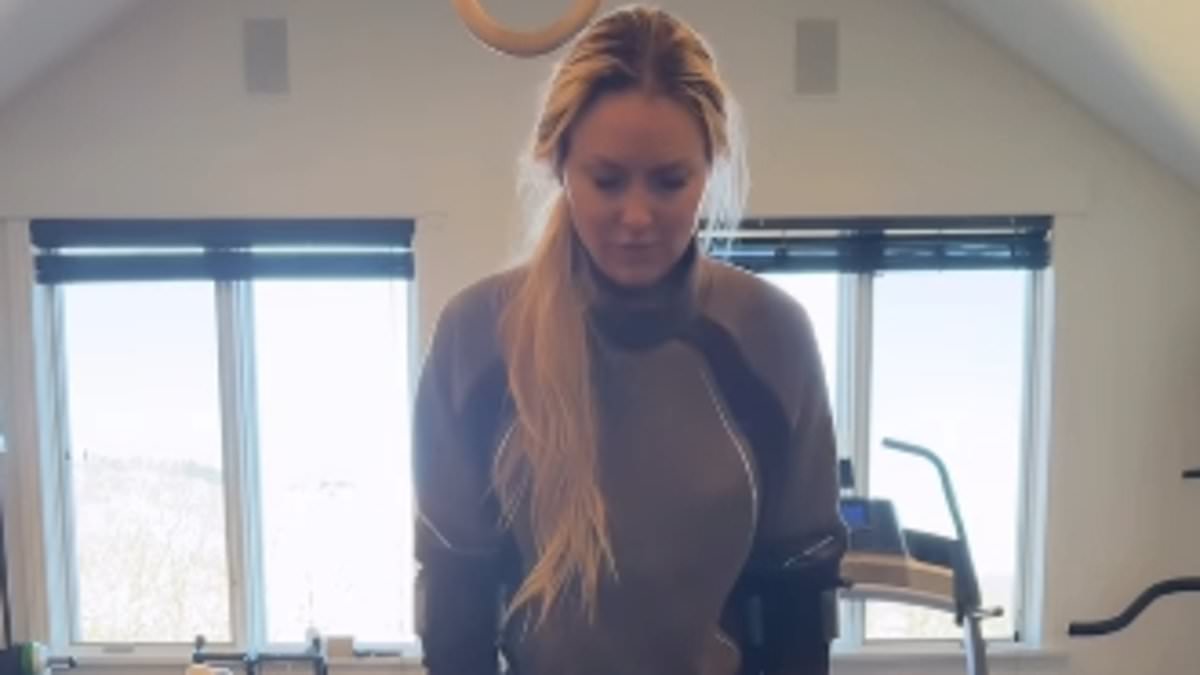 Lindsey Vonn shows incredible progress as she walks for first time since horrifying Olympics leg break
