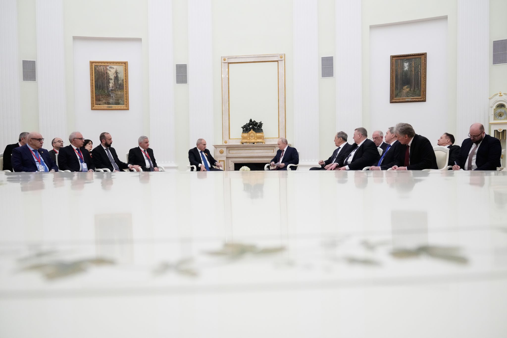 Putin warns Armenia it can't be both a member of EU and Russia-led economic bloc