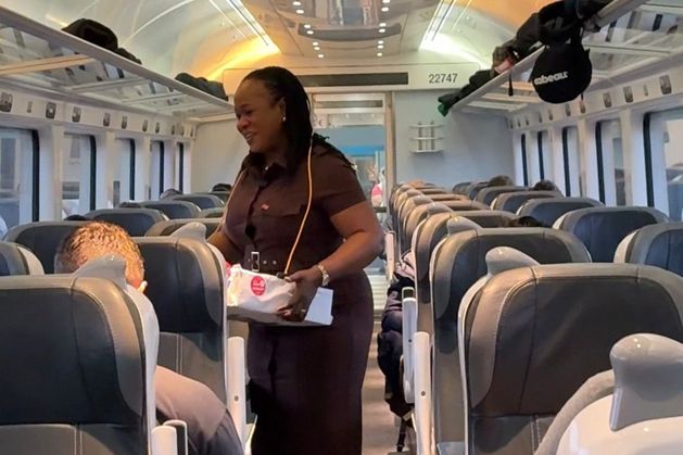 Galway councillor hands out snacks and drinks on train calling for catering service to be restored