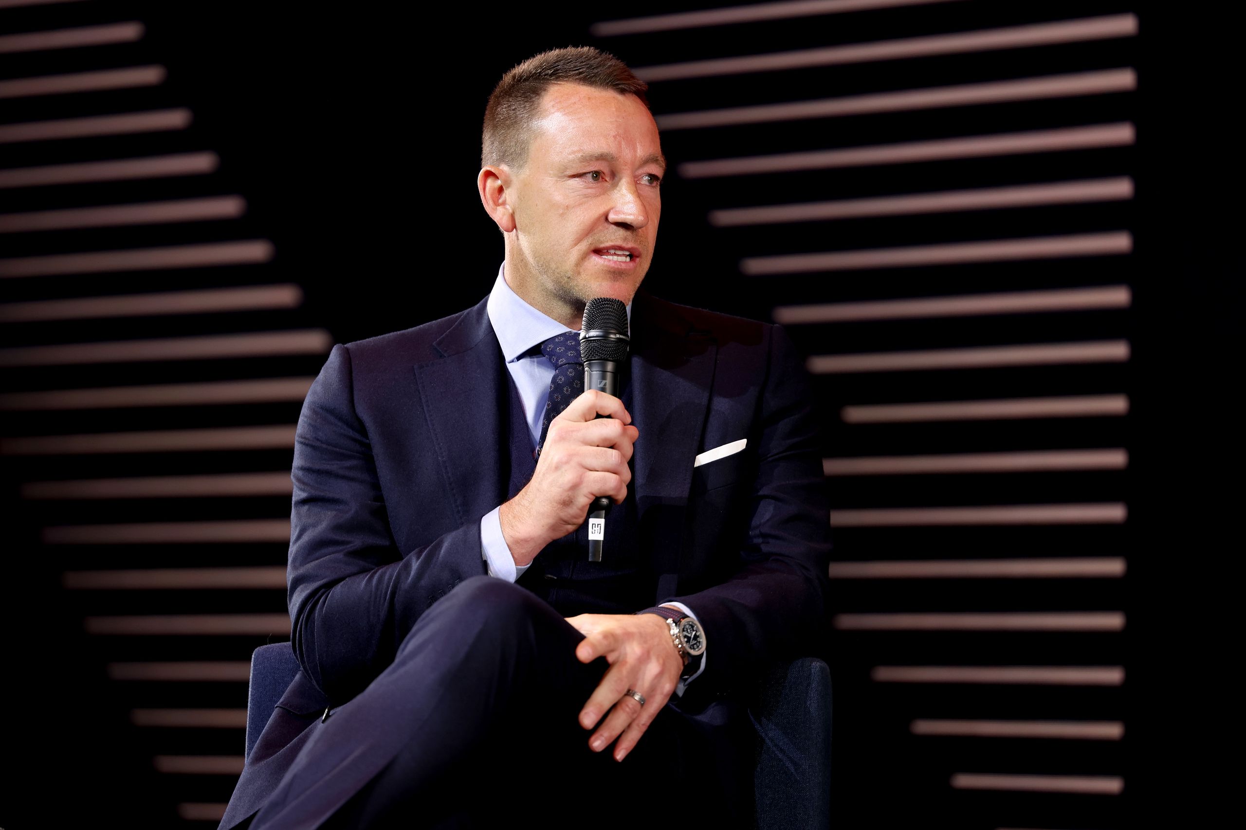 Chelsea legend John Terry set to buy League Two club with family connection: report